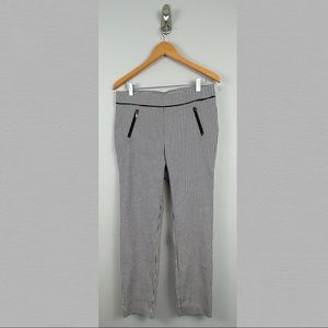 SOHO Apparel LTD Black and White Houndstooth Skinny Leg Dress Pants